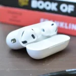 کنترل دوربین آیفون با ایرپاد؛ چگونه با AirPods از راه دور عکس و فیلم بگیریم؟