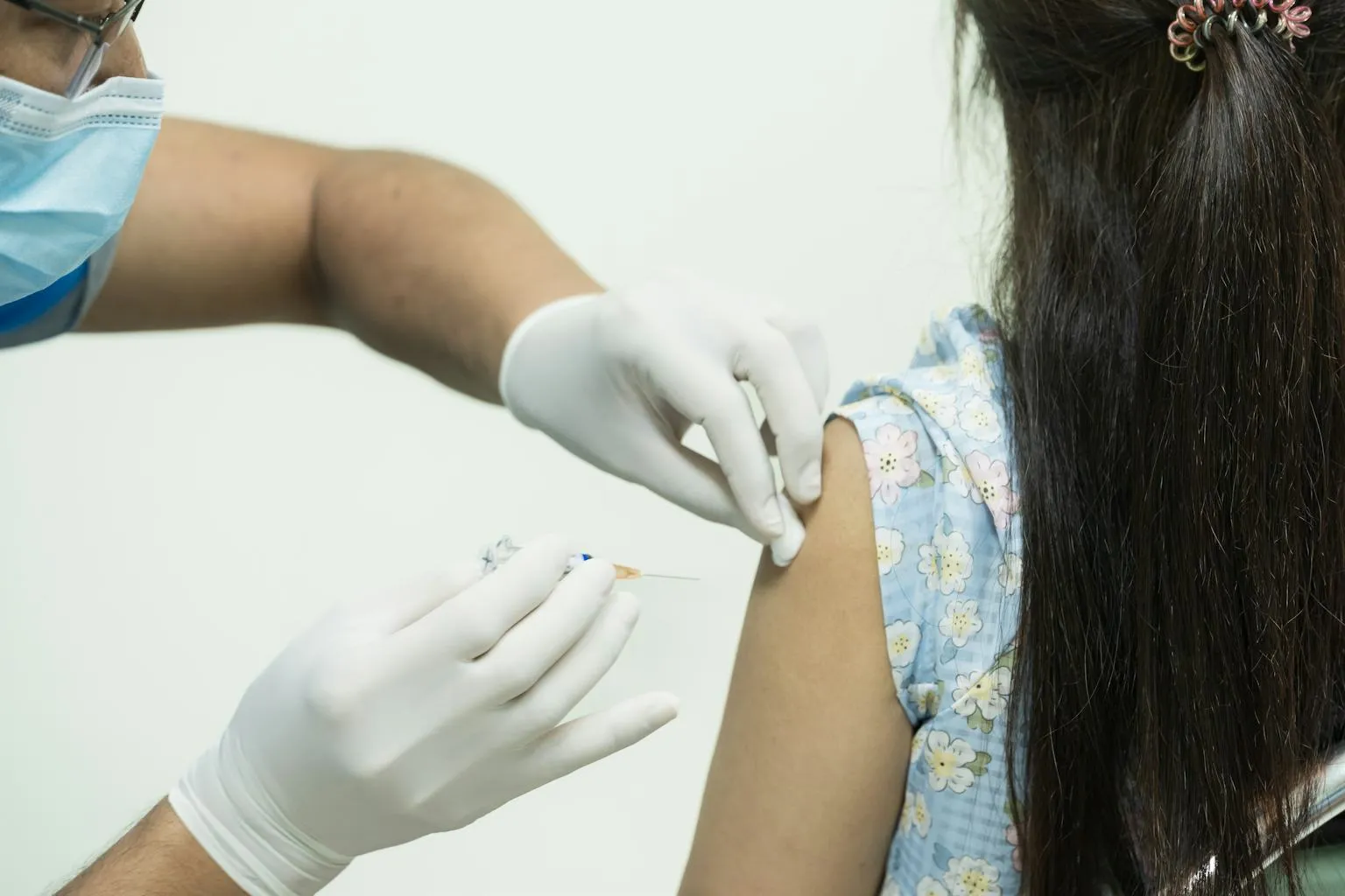 واکسن HPV و پیشگیری از سرطان دهانه رحم؛ چرا اعتماد عمومی اهمیت دارد؟
