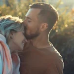 تجربه‌های شگفتی‌آفرین مشترک در رابطه عاطفی چگونه باعث عمیق‌تر شدن ارتباط زوج‌ها می‌شوند؟
