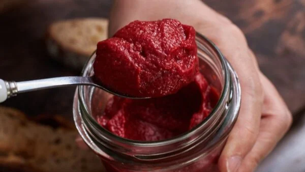تأثیر رب گوجه‌فرنگی بر مغز؛ پژوهشی سه‌ماهه چه چیزی نشان داد؟